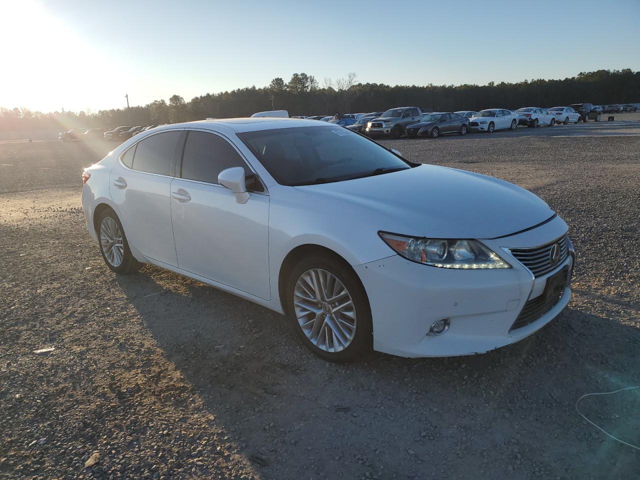2014 Lexus ES - Image 4