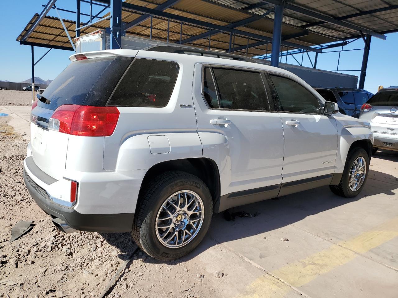 2016 GMC Terrain - Image 3