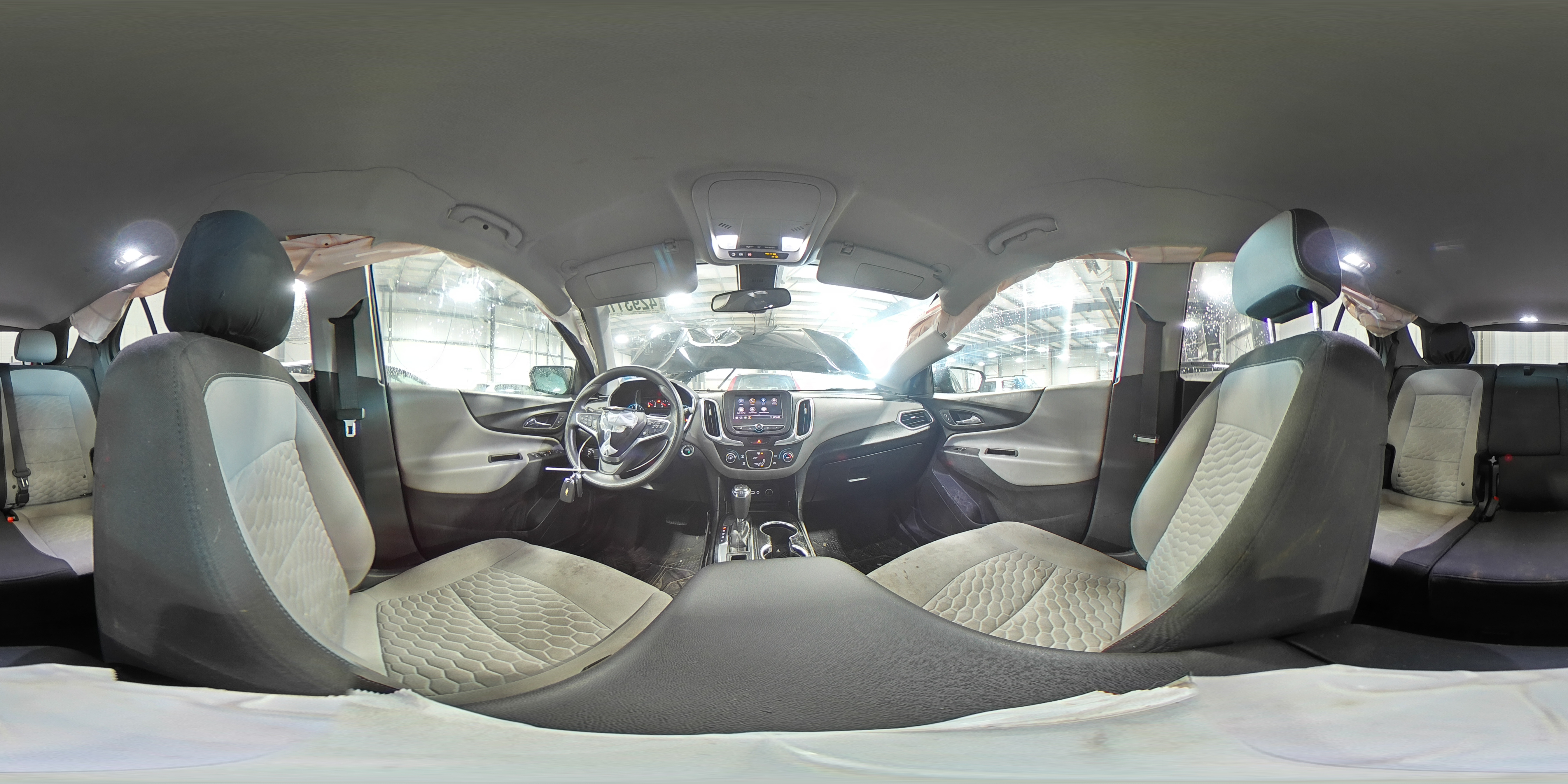2020 Chevrolet Equinox - Image 15