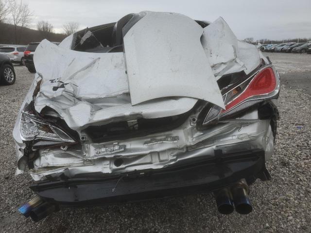  HYUNDAI GENESIS 2014 Сріблястий