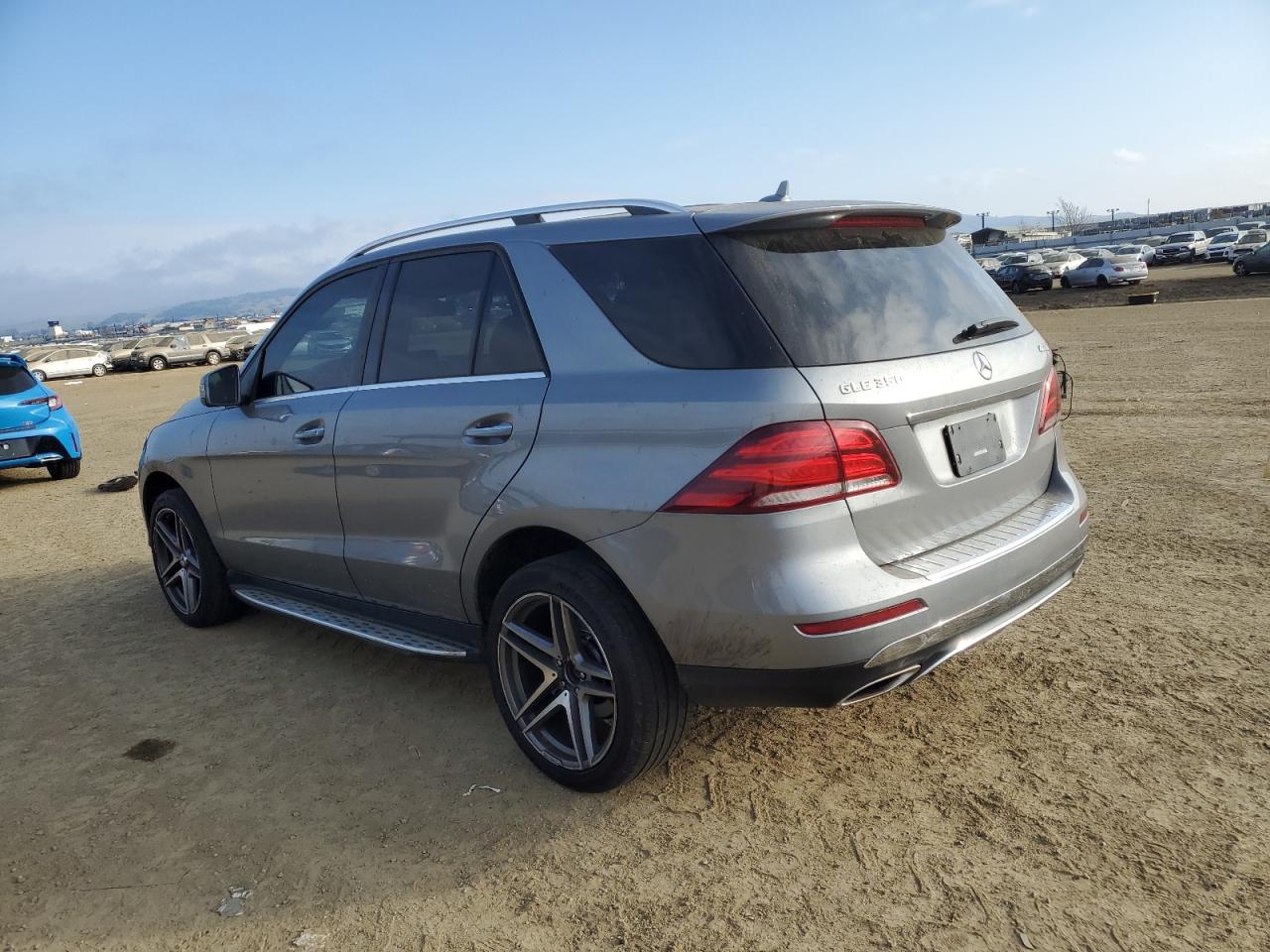 2016 Mercedes-Benz GLE - Image 2