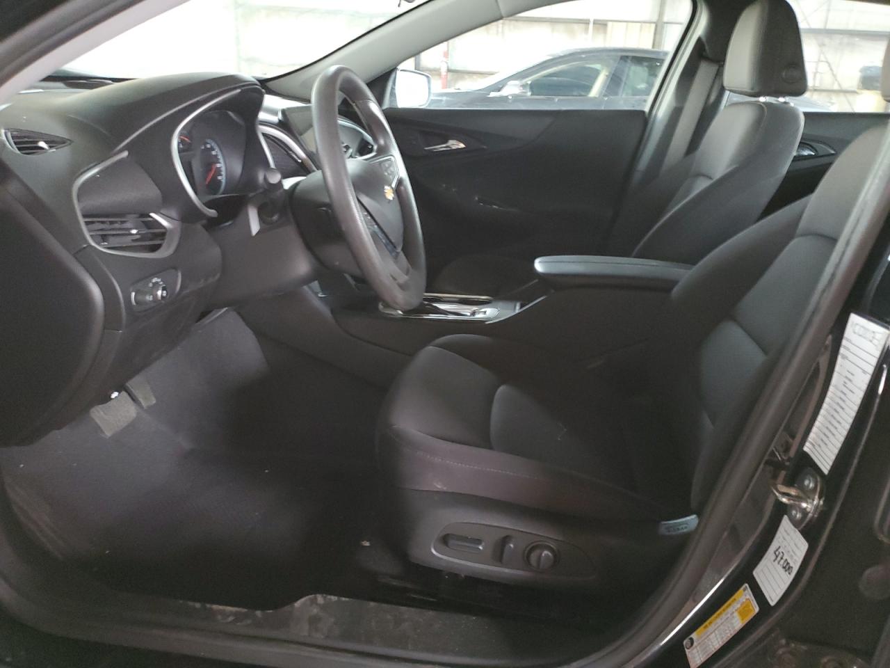 2023 Chevrolet Malibu - Image 7
