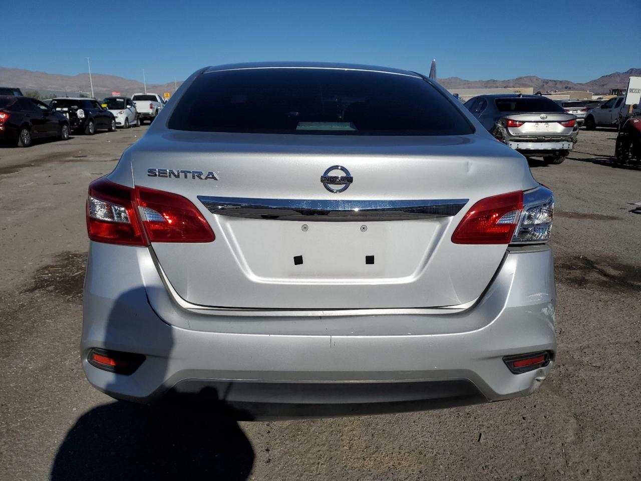 2019 Nissan Sentra - Image 6