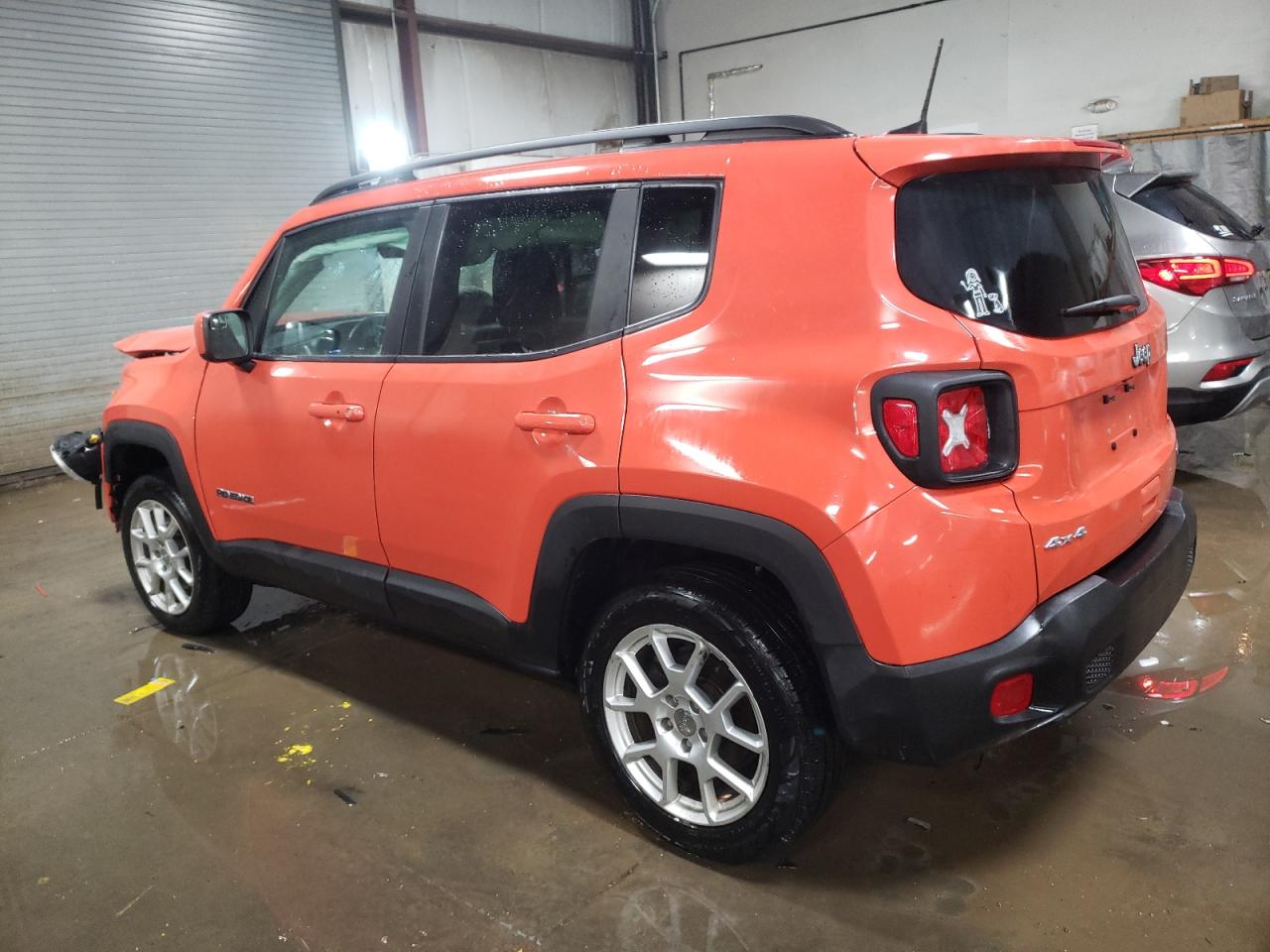 2019 Jeep Renegade - Image 2