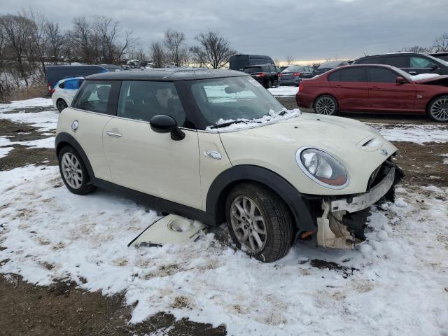  MINI COOPER 2014 Кремовый