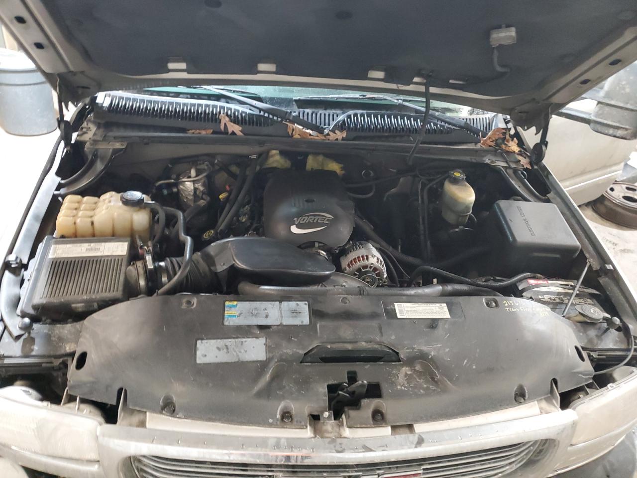 2002 GMC Sierra - Image 13