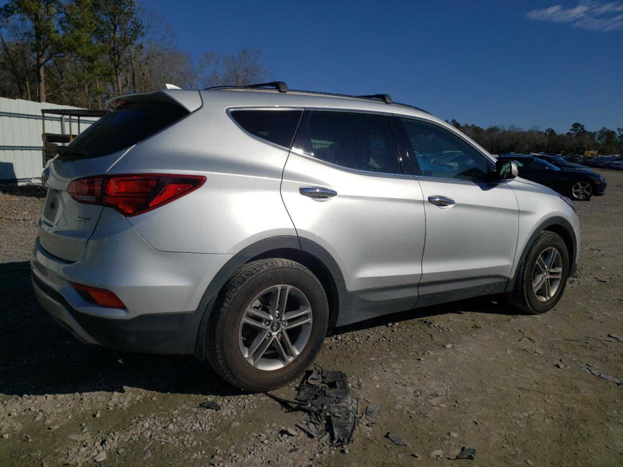 2018 Hyundai Santa Fe - Image 3