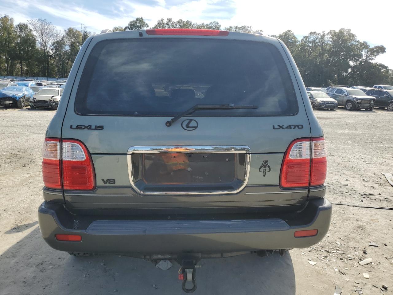 2002 Lexus LX - Image 6