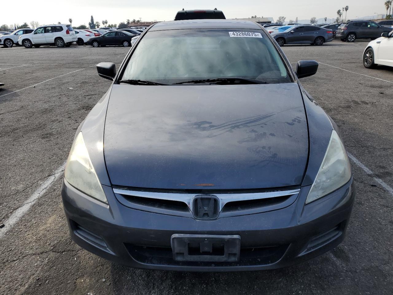 2007 Honda Accord - Image 5