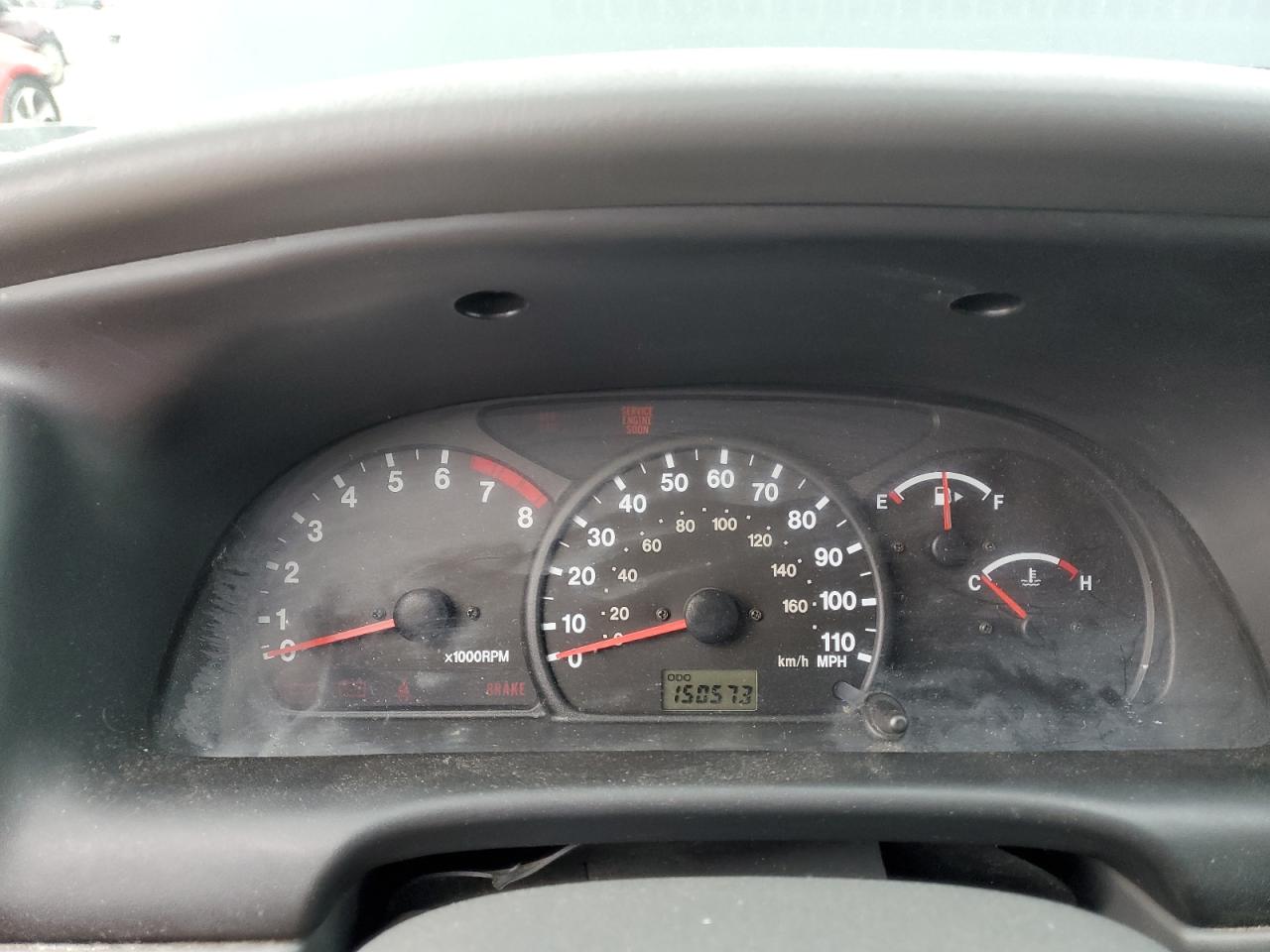 2003 Chevrolet Tracker - Image 9