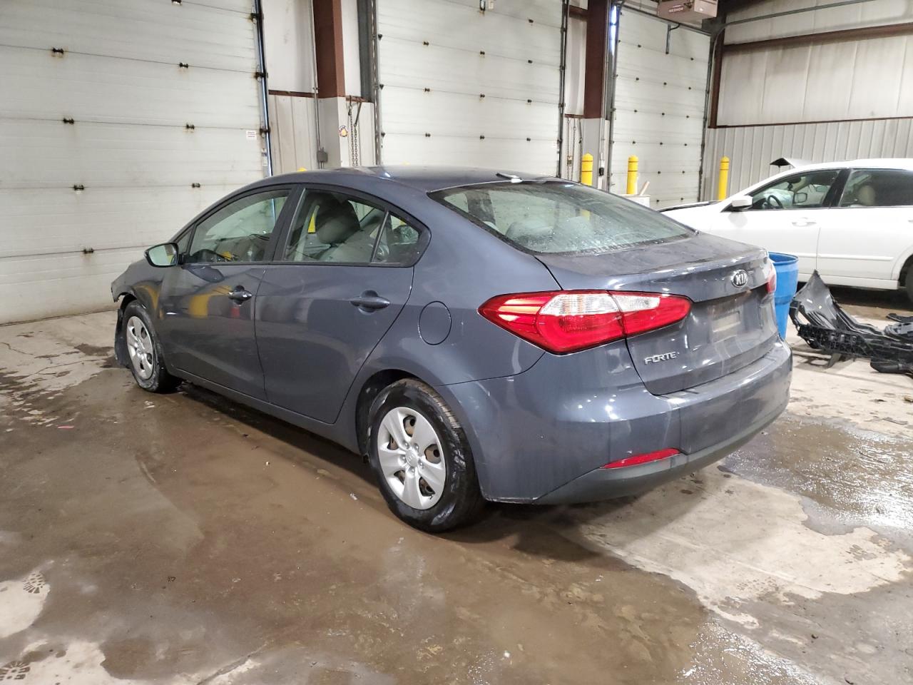 2015 Kia Forte - Image 2