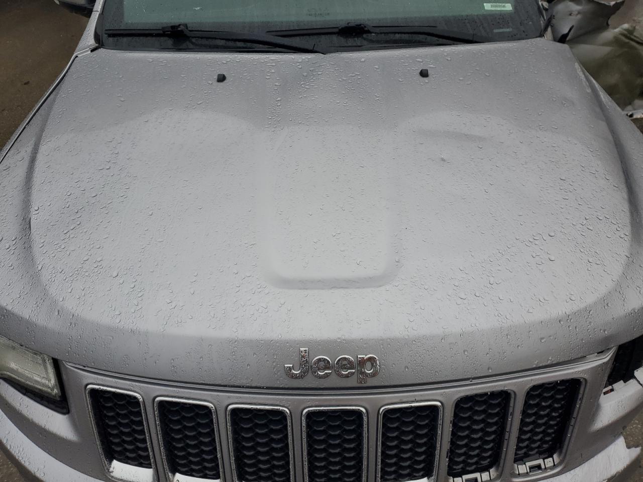 2014 Jeep Grand Cherokee - Image 12