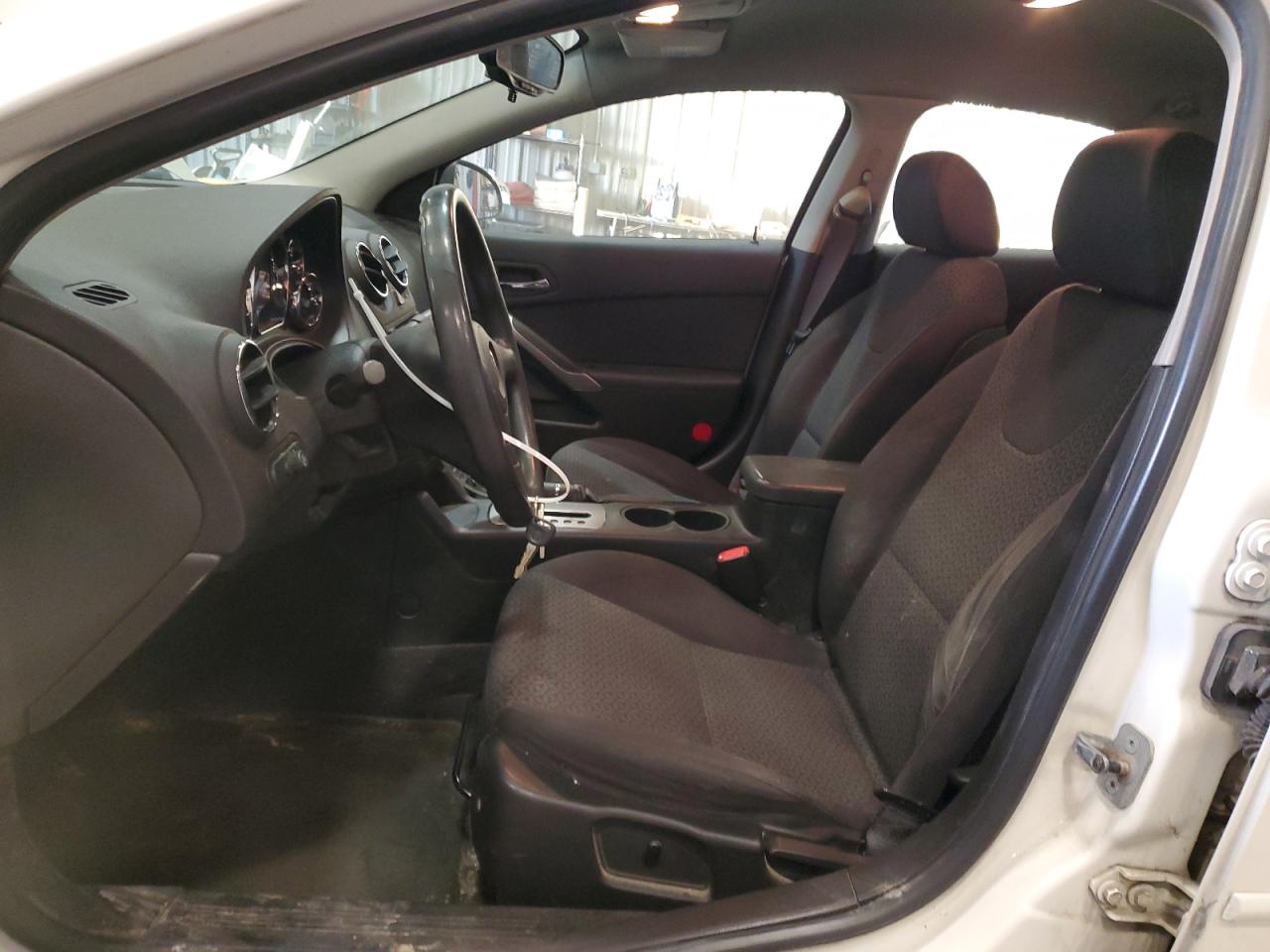 2008 Pontiac G6 - Image 7