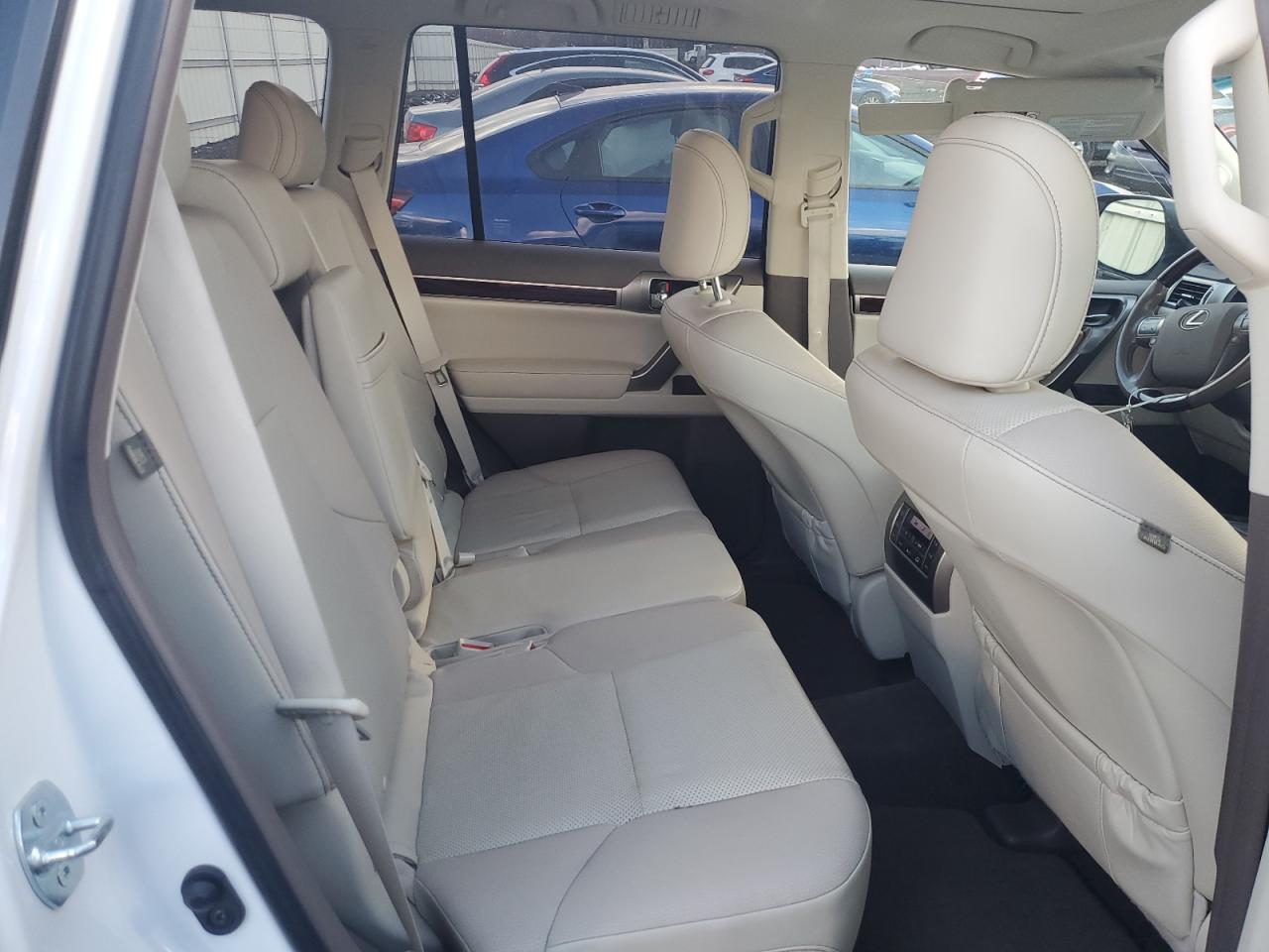 2019 Lexus GX - Image 10
