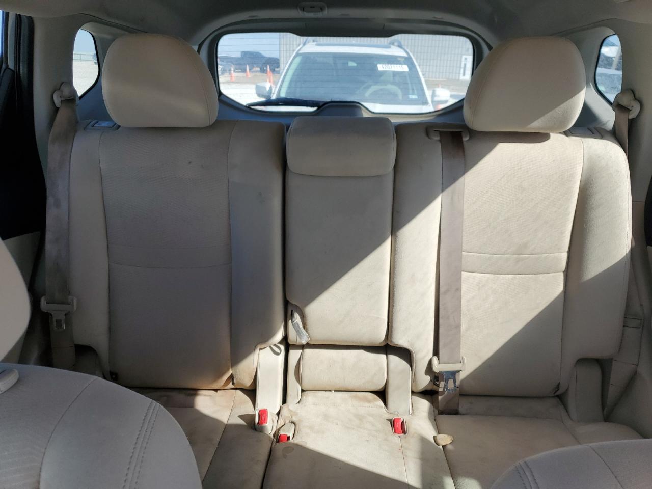 2016 Nissan Rogue - Image 10