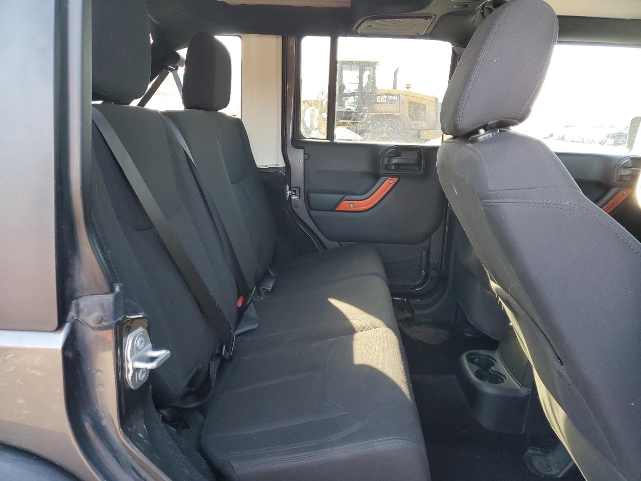 2017 Jeep Wrangler - Image 11