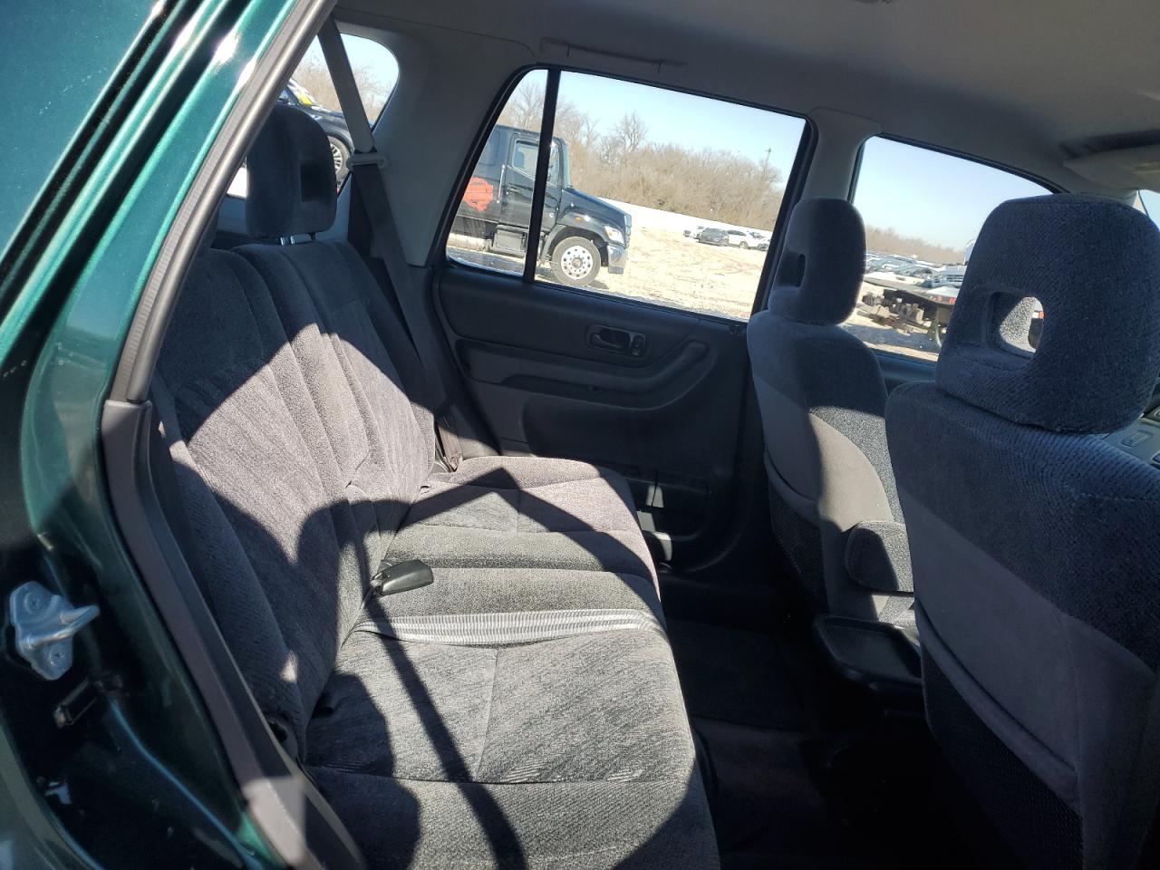 2000 Honda CR-V - Image 11