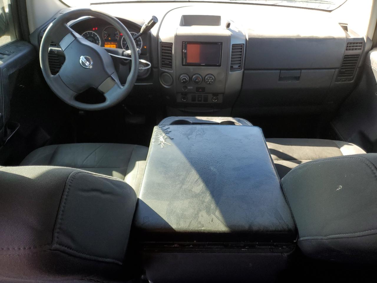 2008 Nissan Titan - Image 8