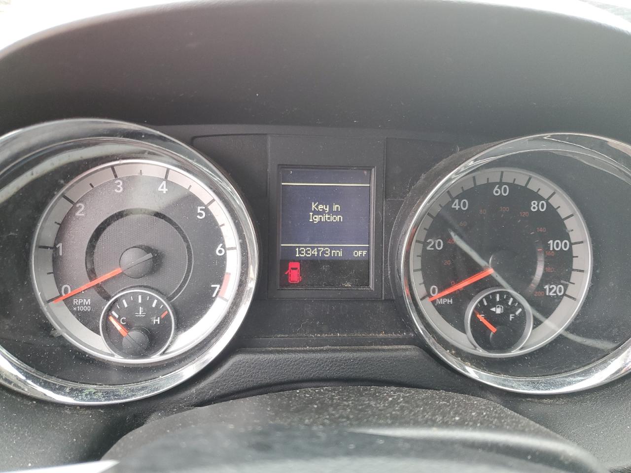 2013 Dodge Caravan - Image 9