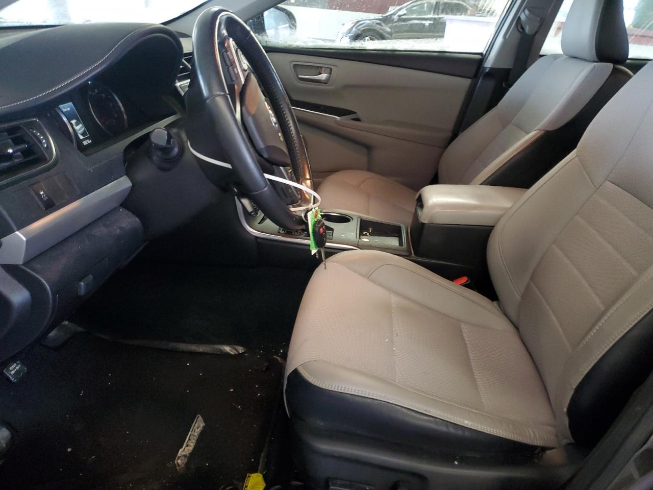 2017 Toyota Camry - Image 7