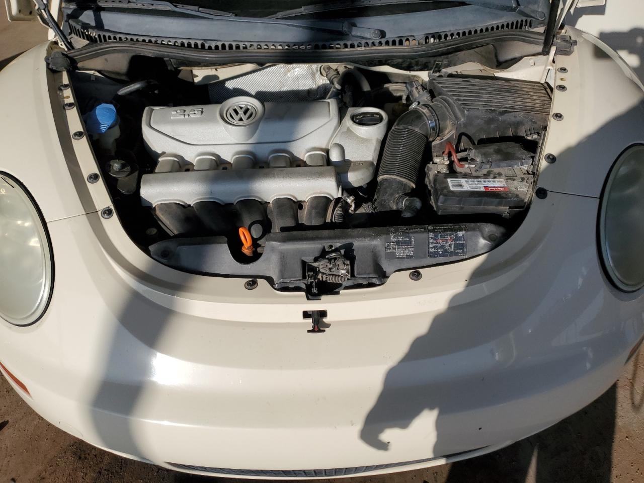 2007 Volkswagen Beetle - Image 11