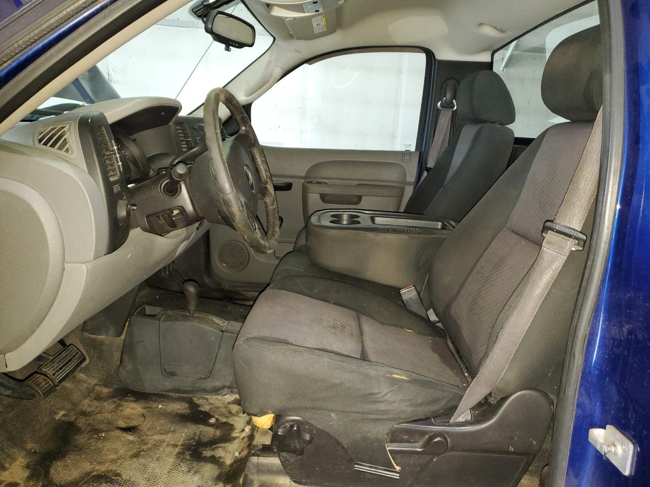 2013 Chevrolet Silverado - Image 7