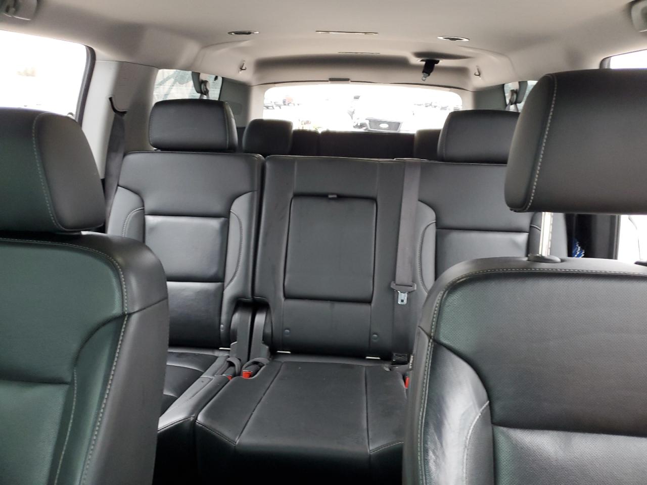 2018 GMC Yukon - Image 10
