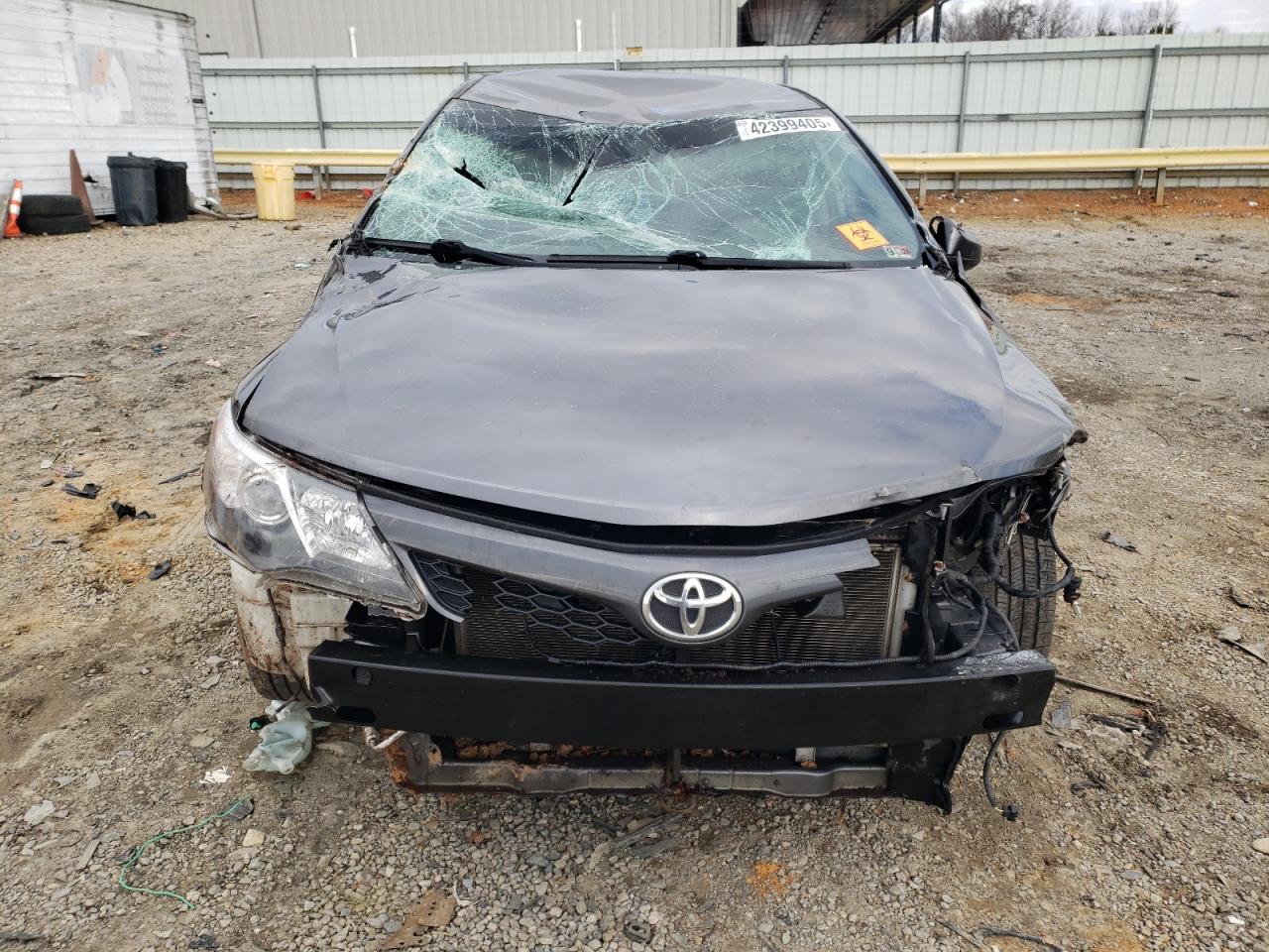 2012 Toyota Camry - Image 5