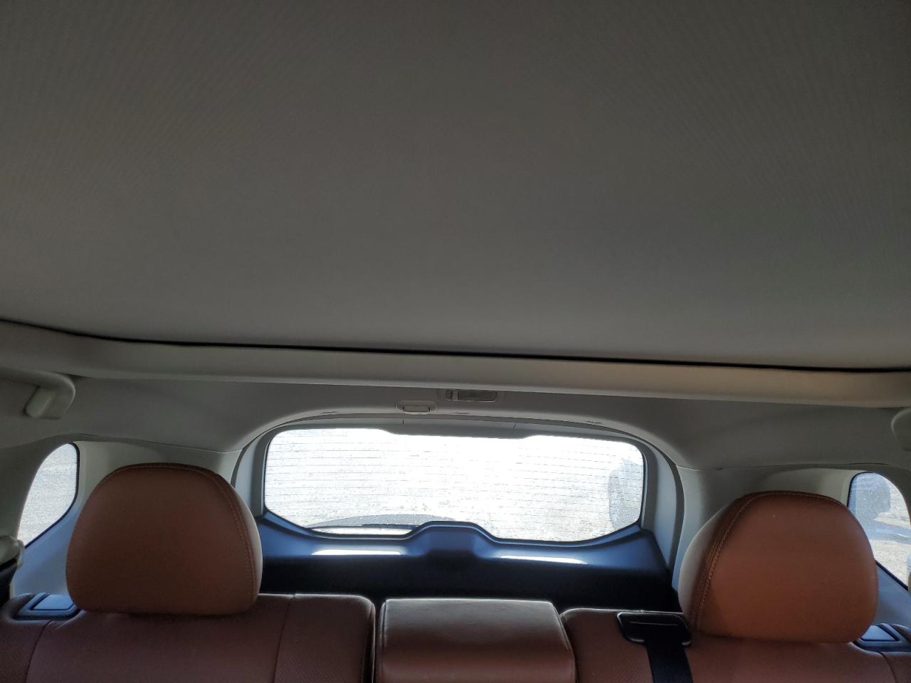 2017 Nissan Rogue - Image 10