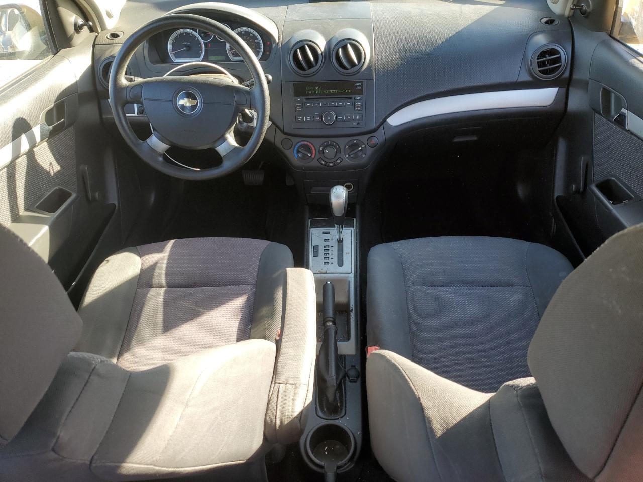2011 Chevrolet Aveo - Image 8