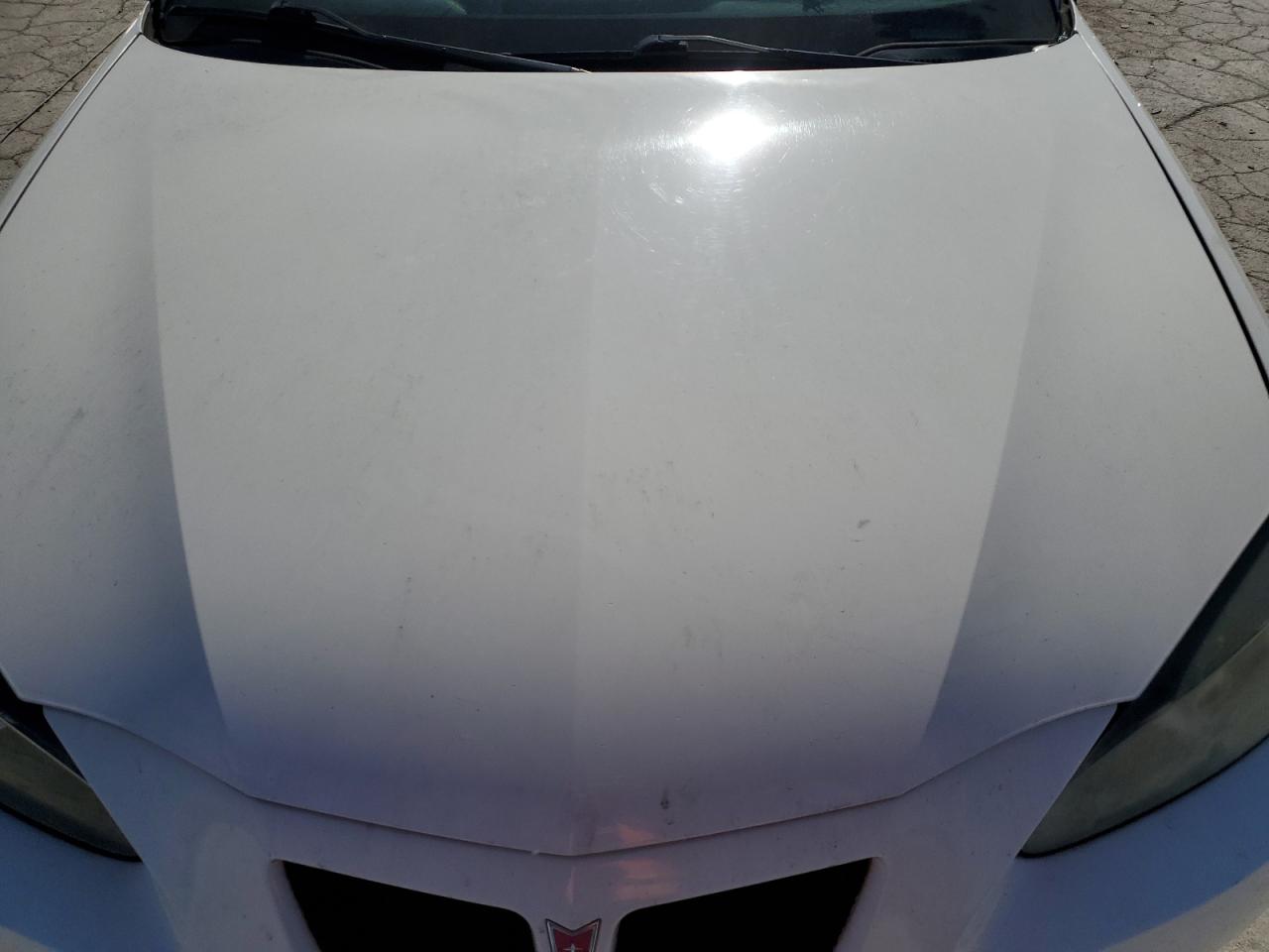 2007 Pontiac Grand Prix - Image 13
