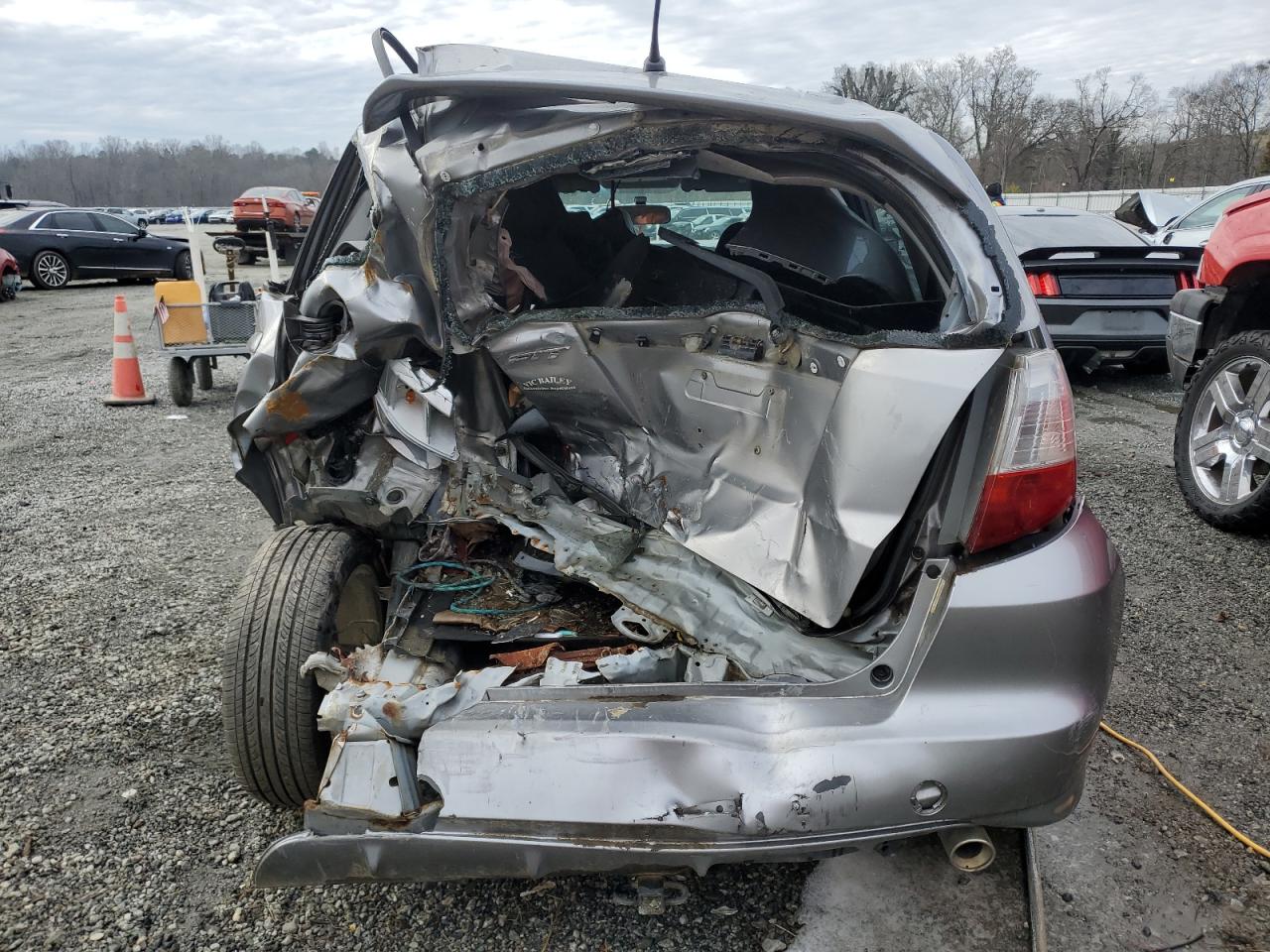 2010 Honda Fit Sport VIN: JHMGE8H47AC029211 Lot: 87886015