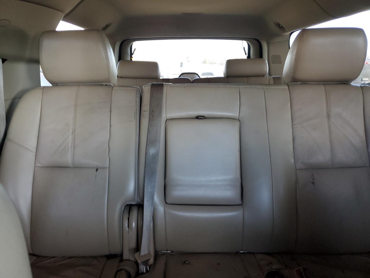 2014 GMC Yukon - Image 10