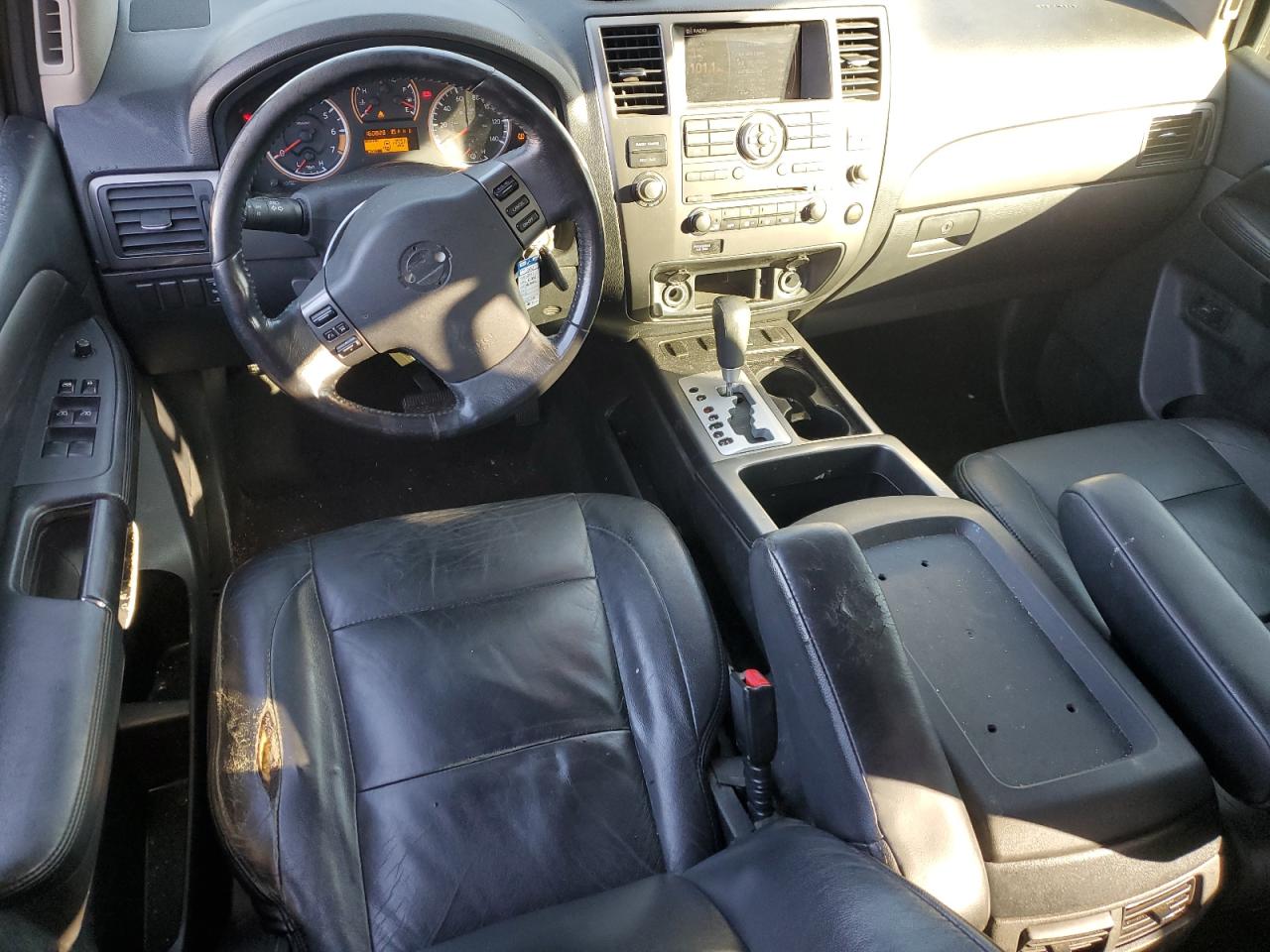 2010 Nissan Armada - Image 8