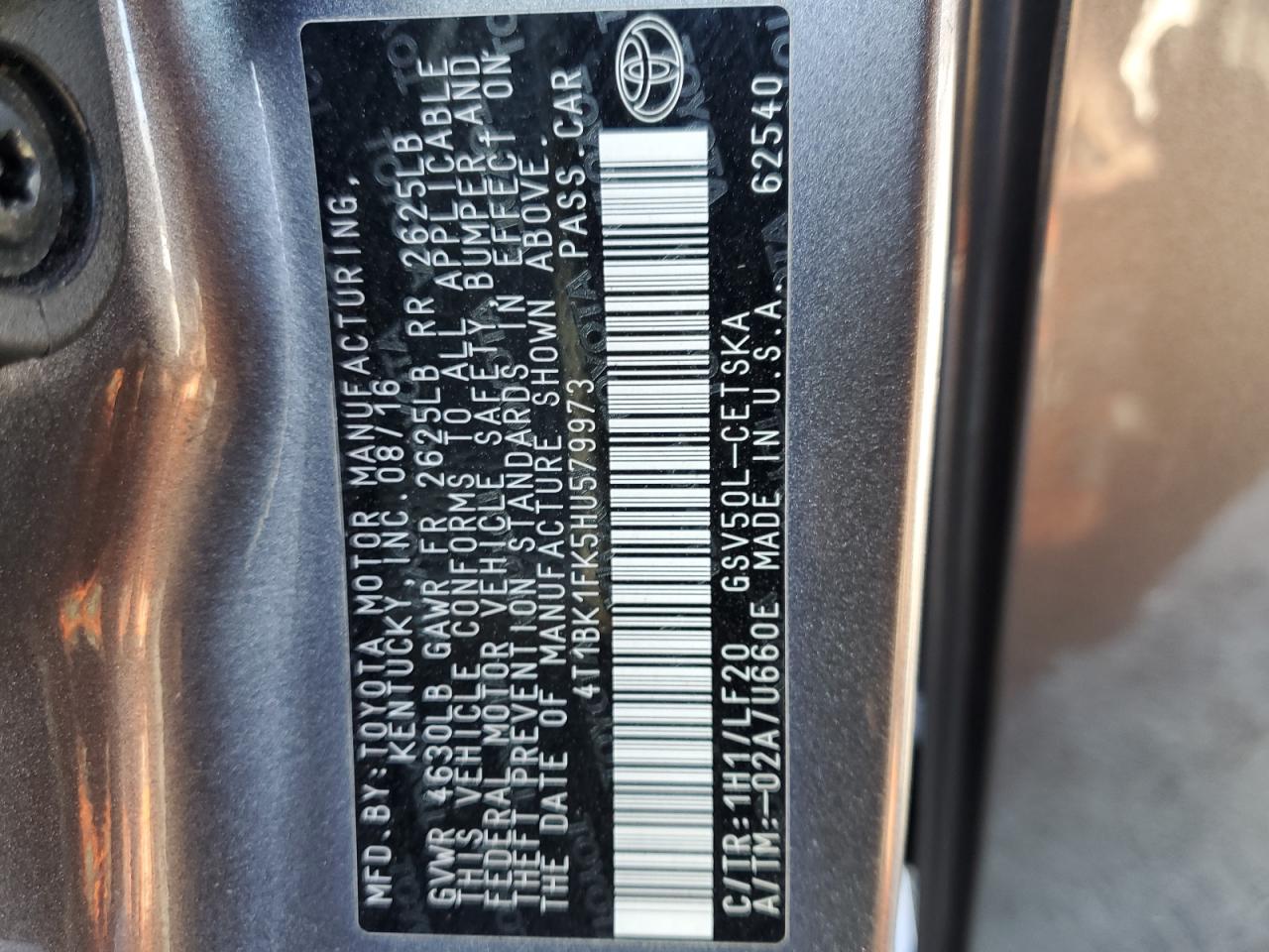 2017 Toyota Camry - Image 12