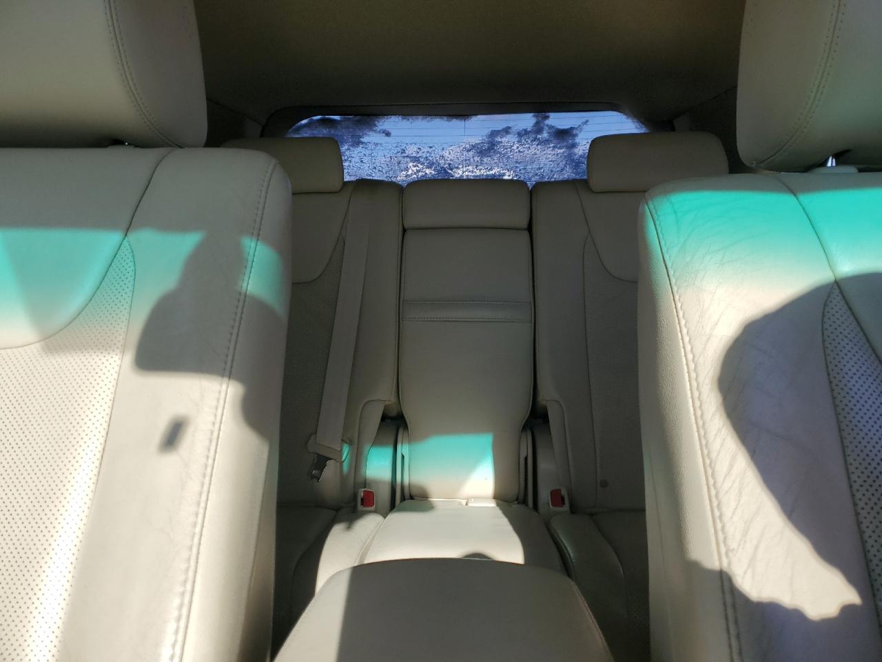 2010 Lexus RX - Image 10