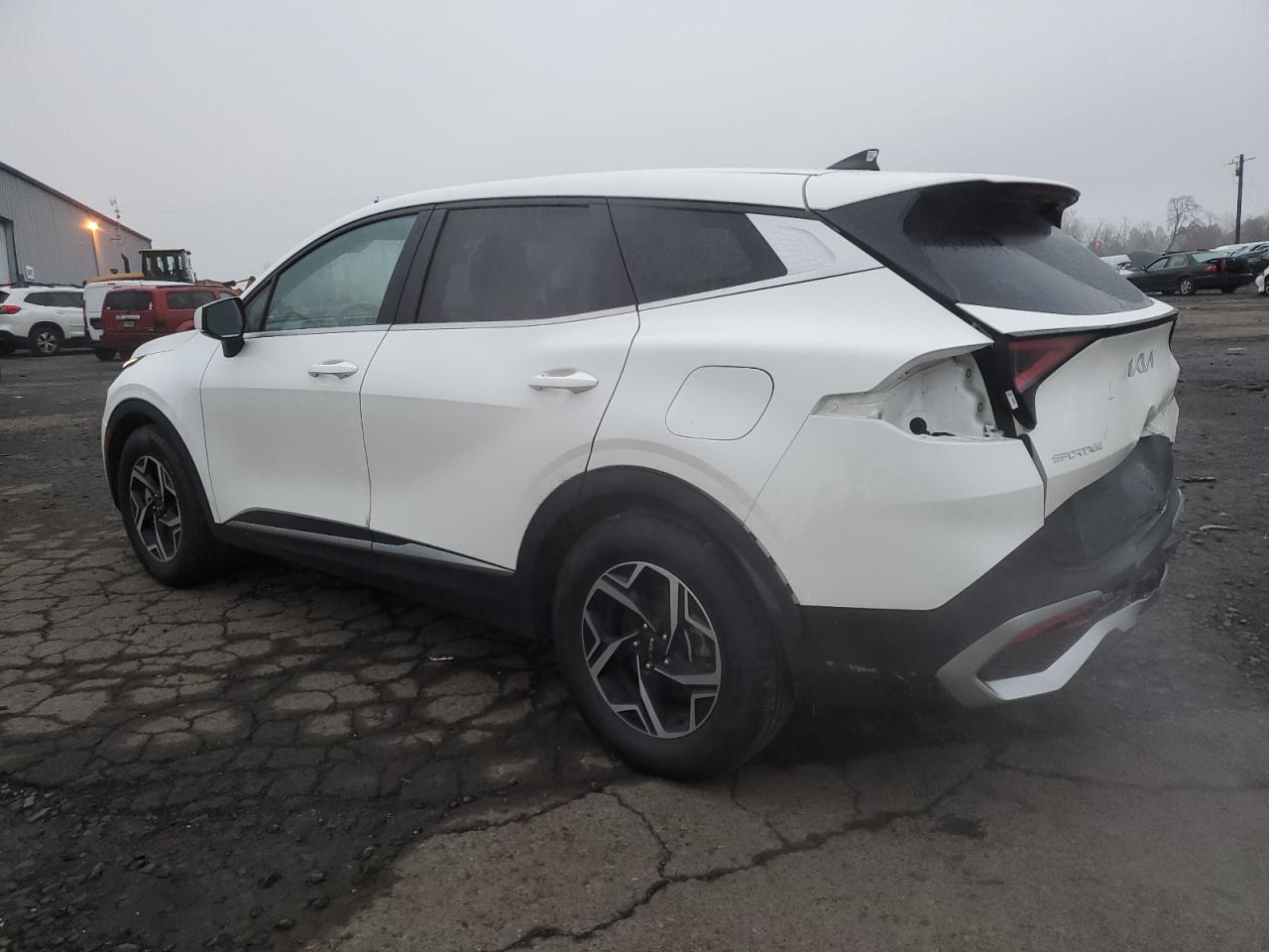 2023 Kia Sportage - Image 2