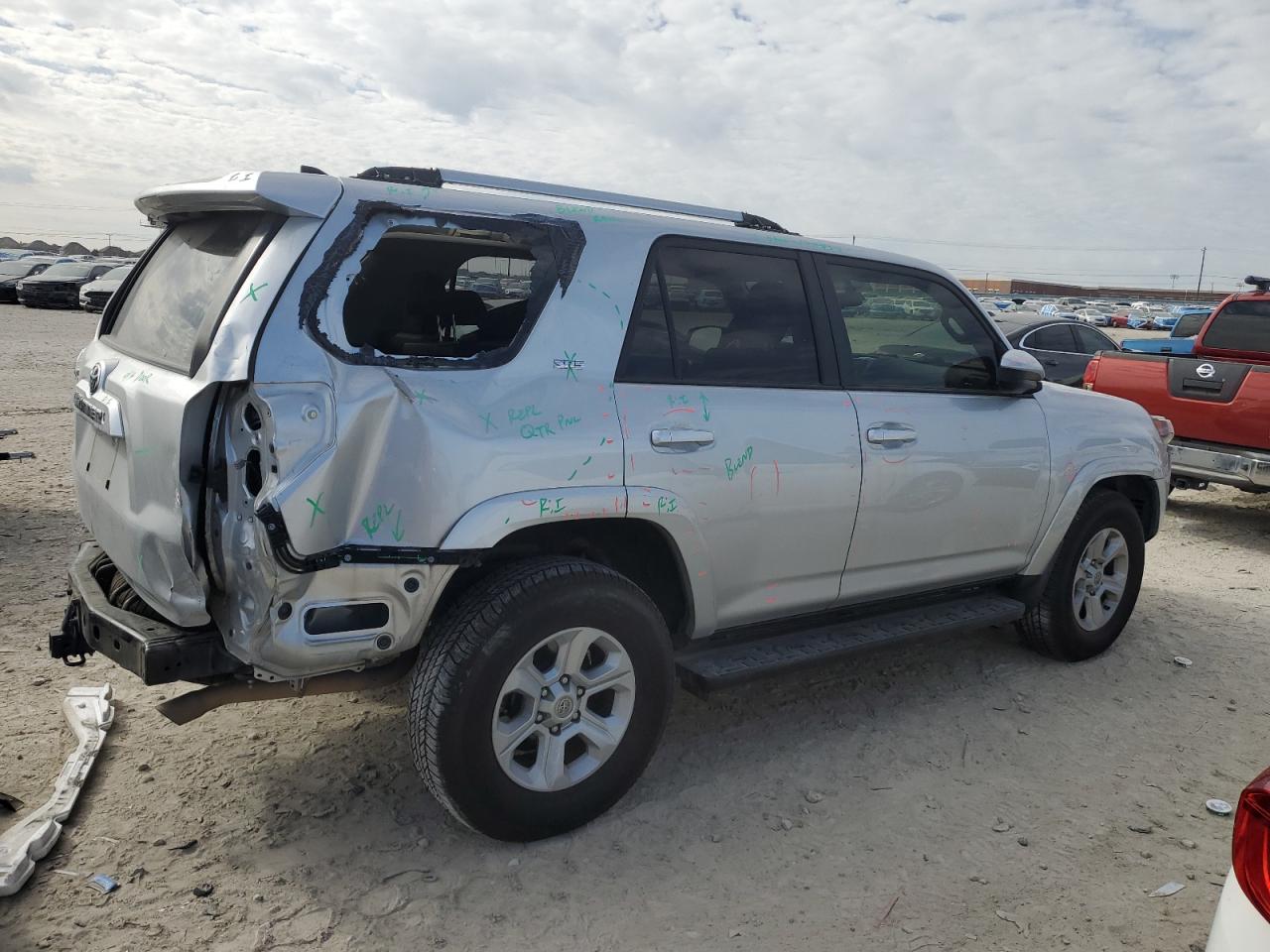 2017 Toyota 4Runner - Image 3