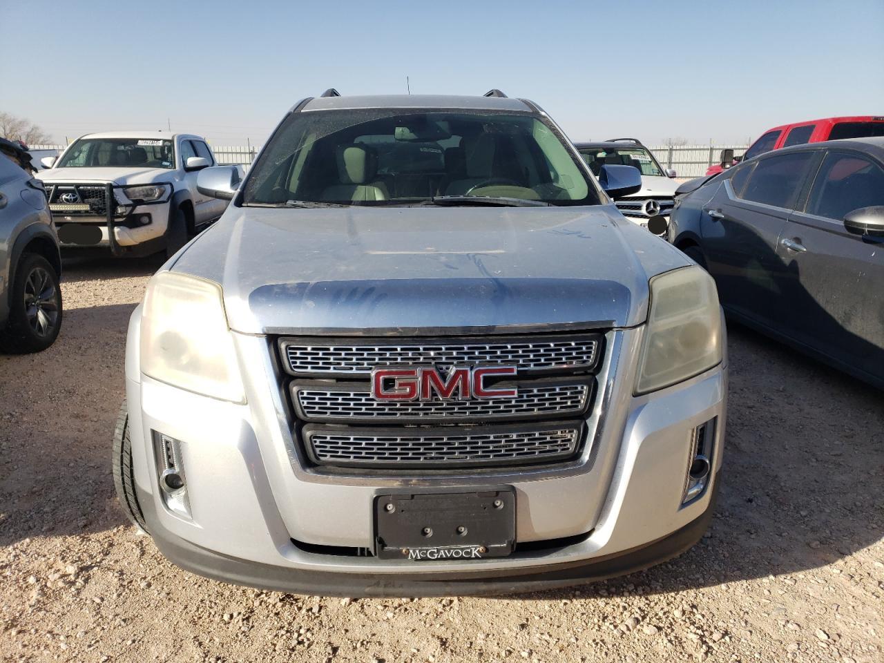 2011 GMC Terrain - Image 5