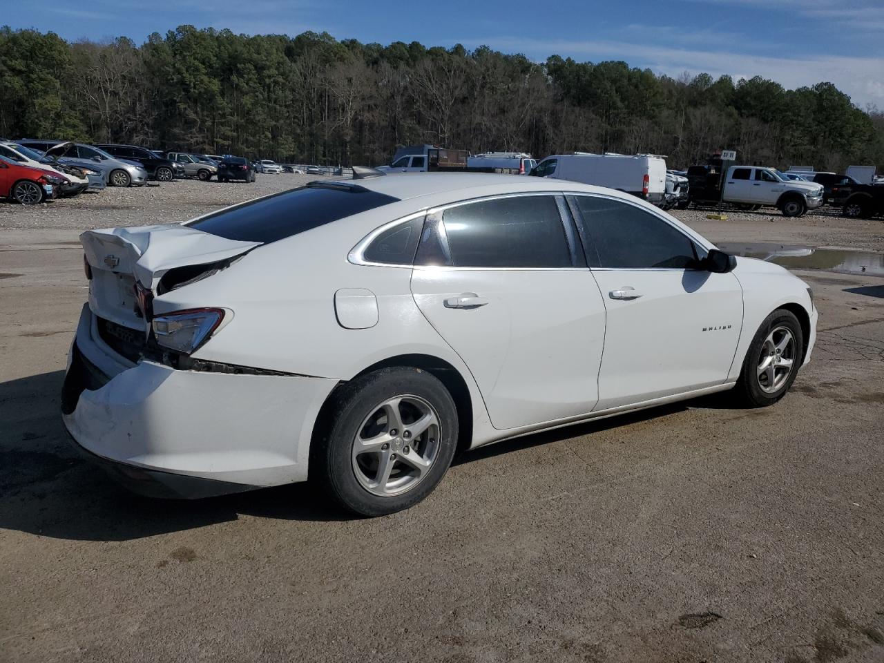 2017 Chevrolet Malibu - Image 3