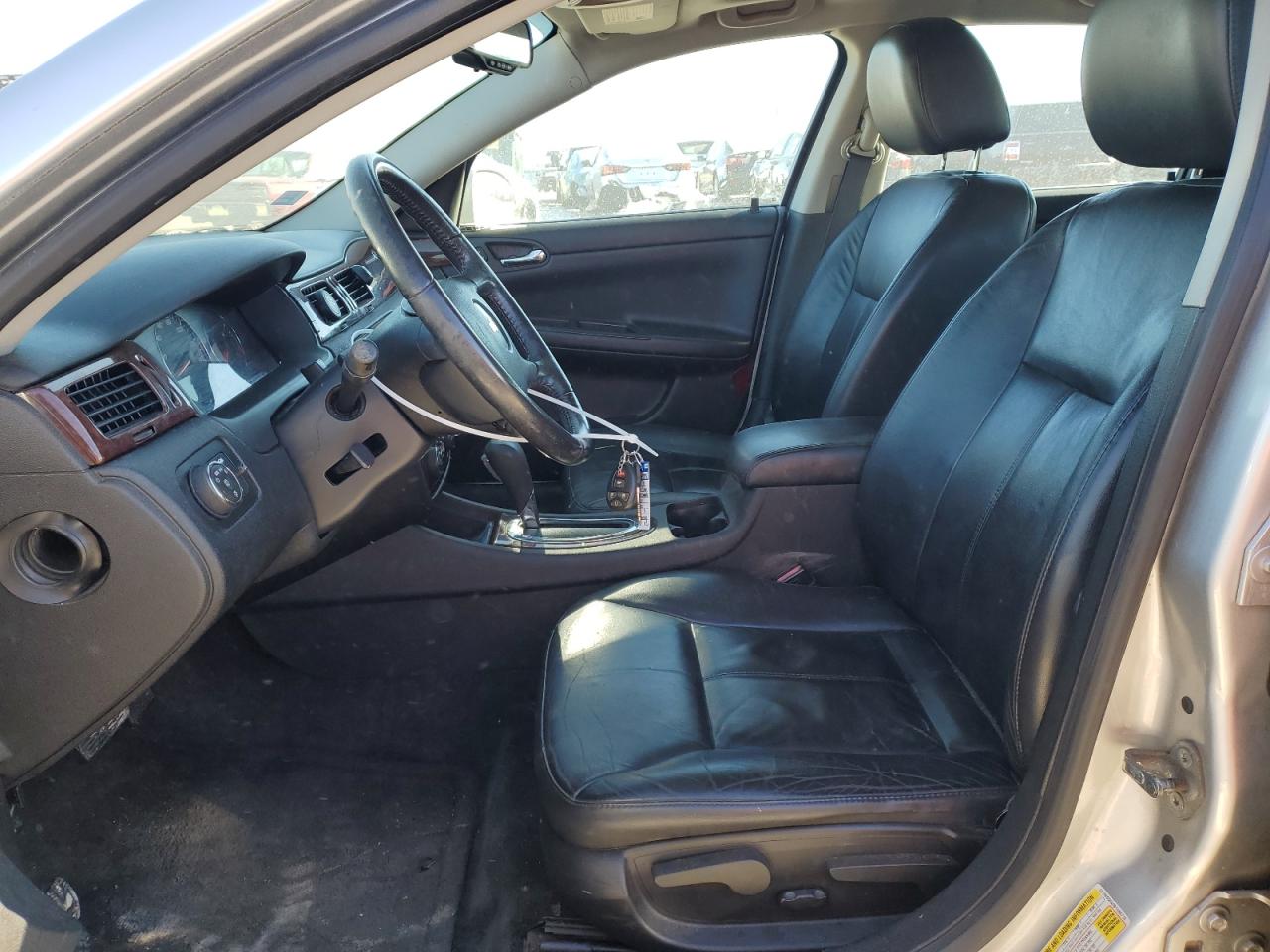 2011 Chevrolet Impala - Image 7