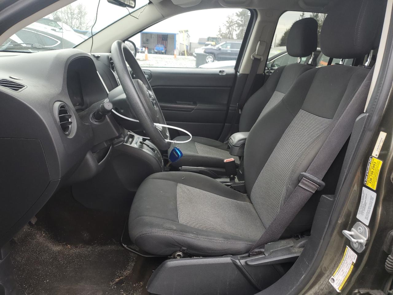 2016 Jeep Compass - Image 7