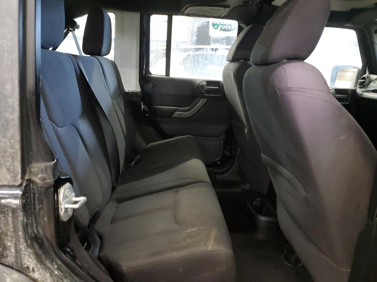 2015 Jeep Wrangler - Image 10