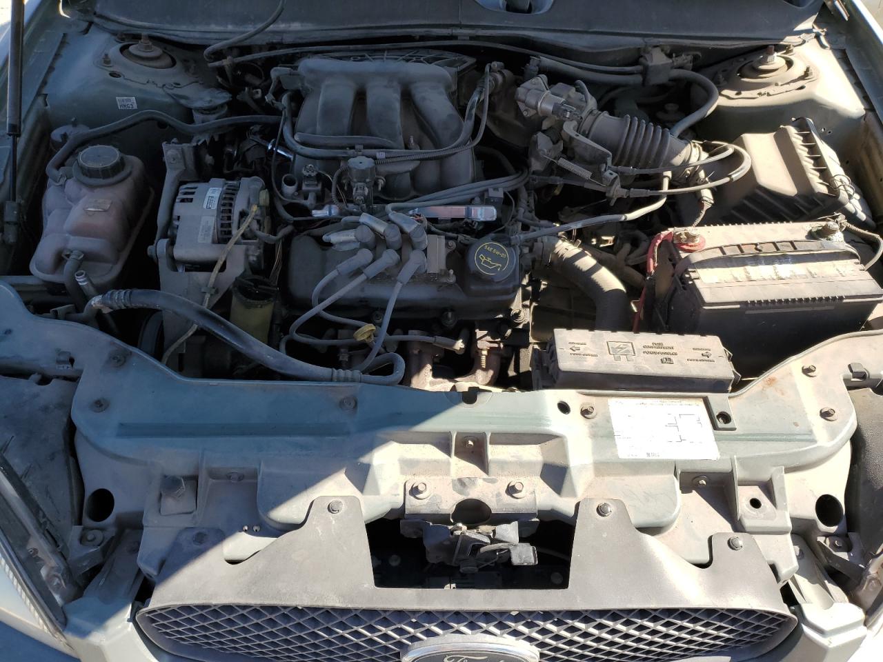 2005 Ford Taurus - Image 11