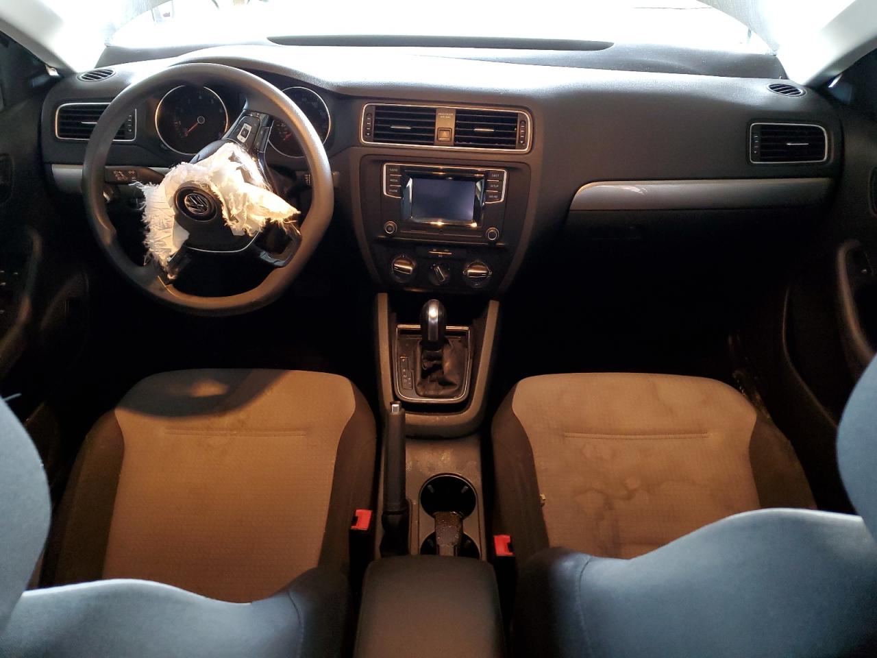 2017 Volkswagen Jetta - Image 8
