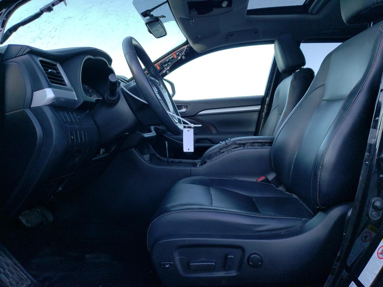 2015 Toyota Highlander - Image 7