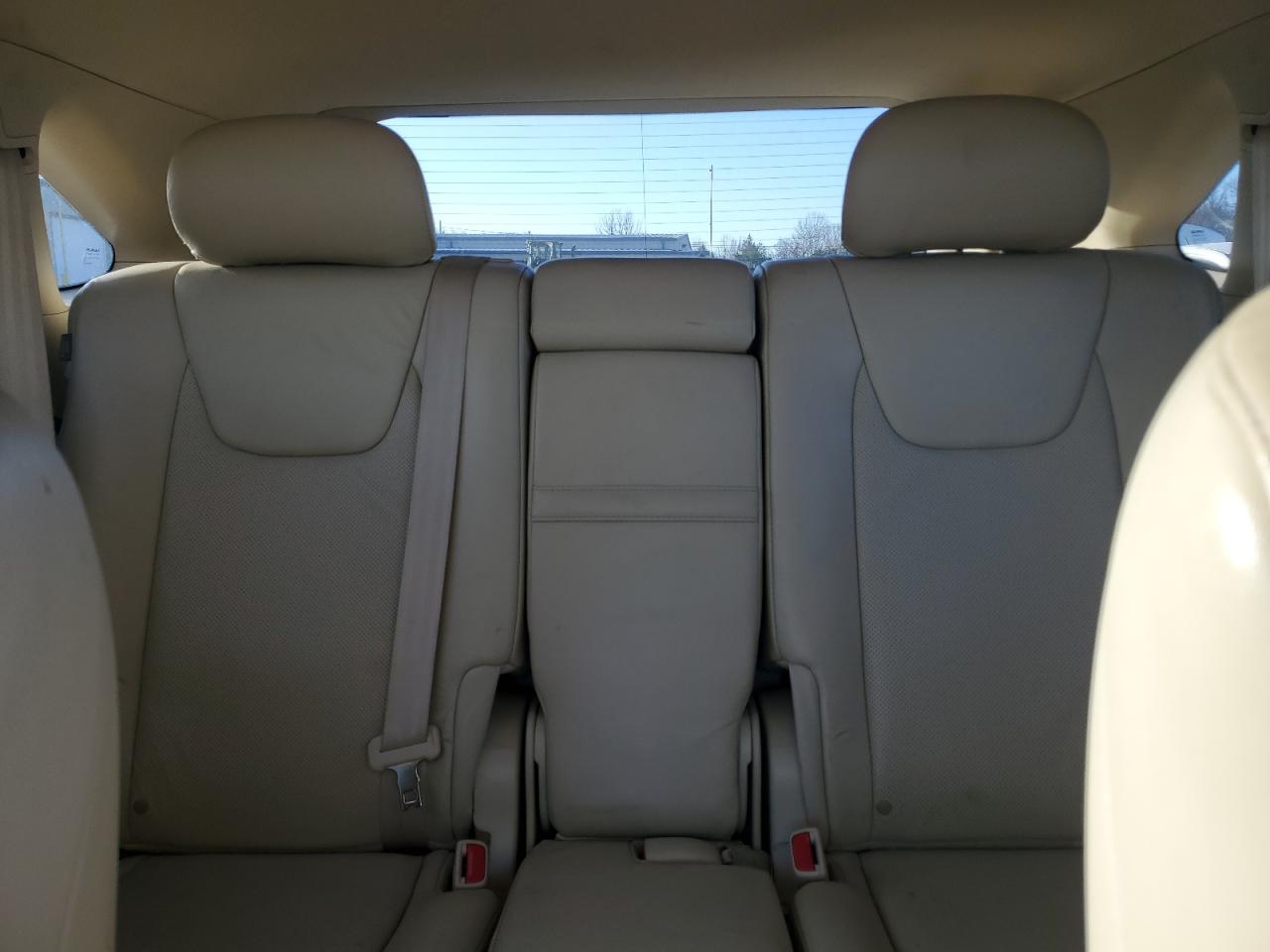 2011 Lexus RX - Image 10