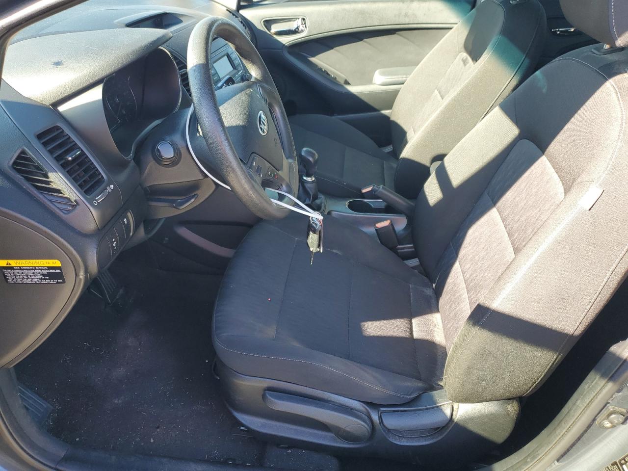 2016 Kia Forte - Image 7