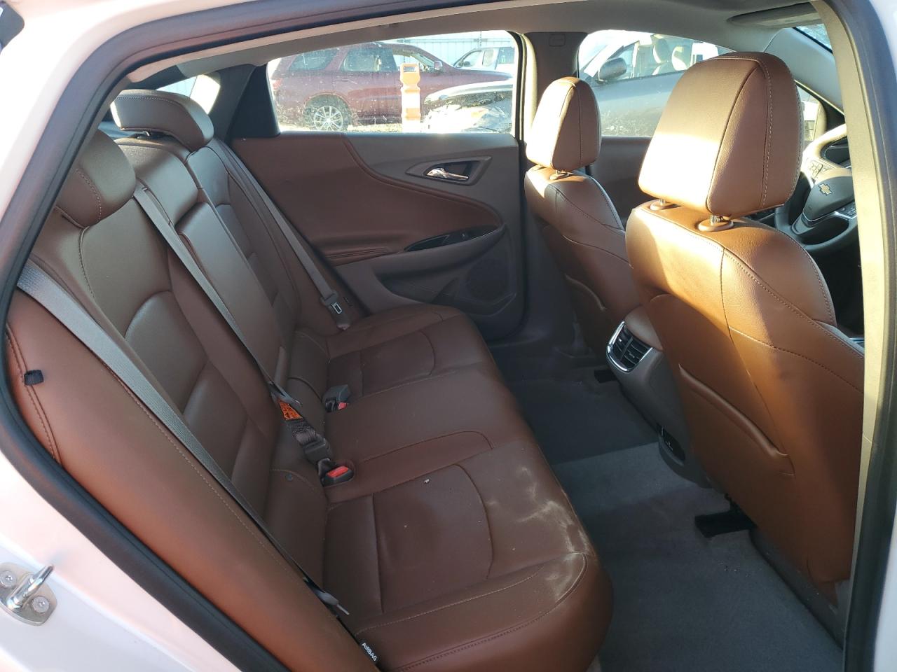 2016 Chevrolet Malibu - Image 11