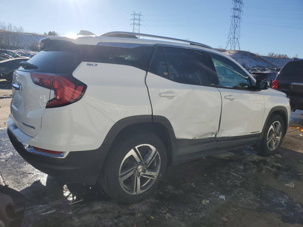 2020 GMC Terrain - Image 3